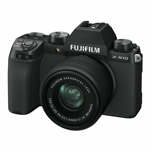 FUJIFILM X-S10 + XC 15-45MM