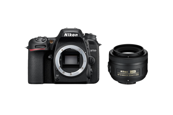 NIKON D7500 + AF-S DX F1.8 35MM G