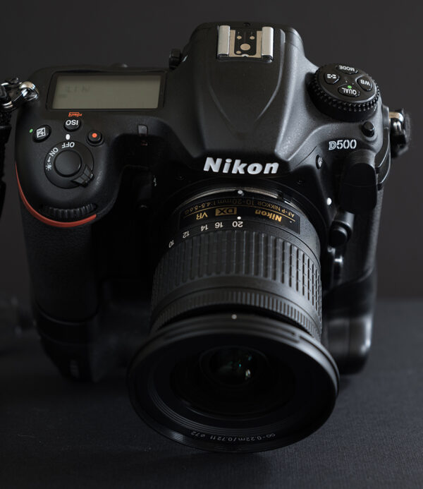 NIKON D7500 BODY + AF-P DX 10-20MM VR