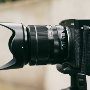 FUJIFILM X-E4 ZILVER + XF 18-55MM